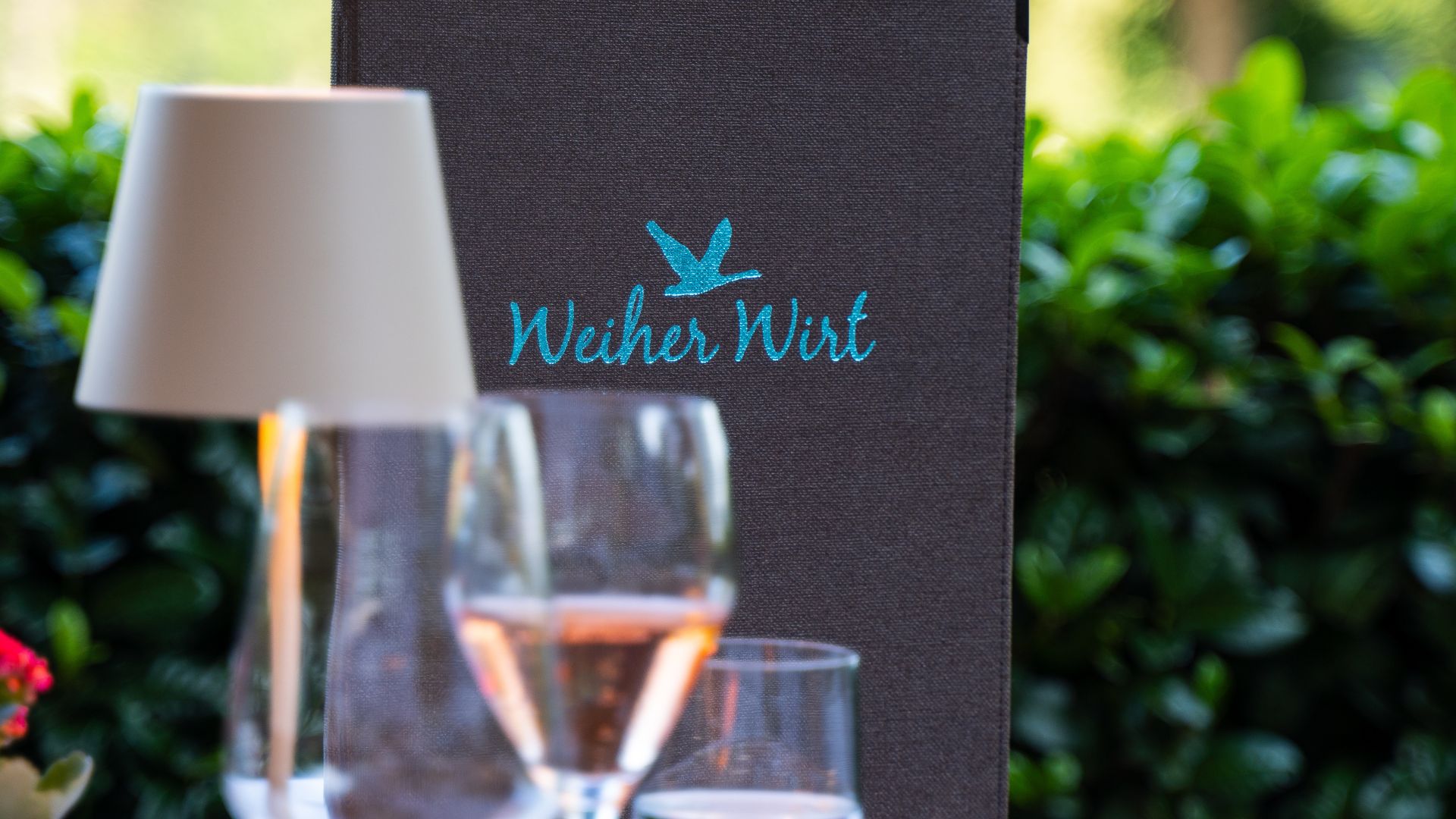 customerstory-weiher wirt-header (1).jpg customerstory-weiher wirt-header (1).jpg